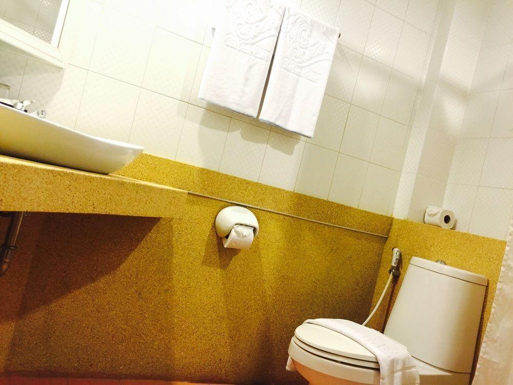บลู โอเชี่ยน สตูดิโอ Hotel Patong ภายนอก รูปภาพ