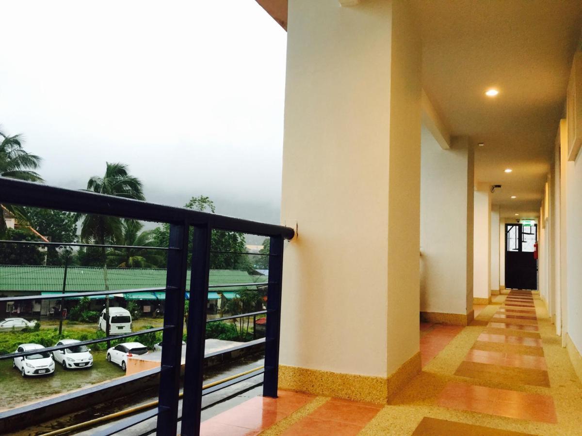 บลู โอเชี่ยน สตูดิโอ Hotel Patong ภายนอก รูปภาพ